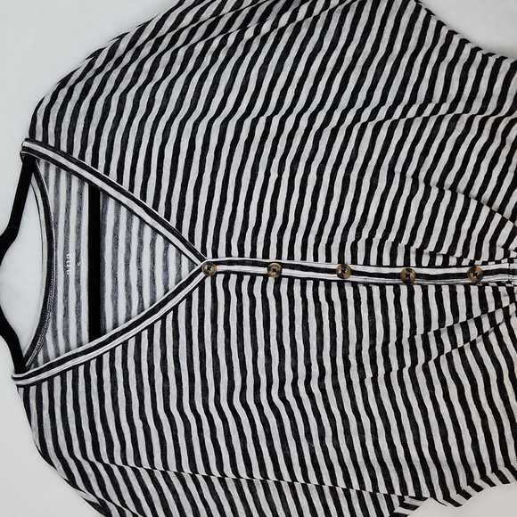 Ana Women's Knit button-up Top Stripes Black White Size XL - Picture 2 of 8